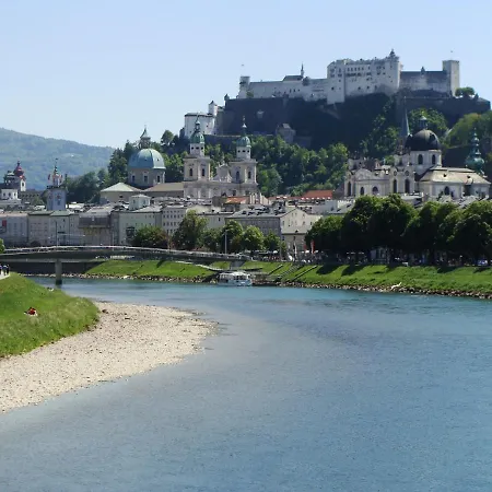 Ξενοδοχείο Drei Kreuz - Self Check In