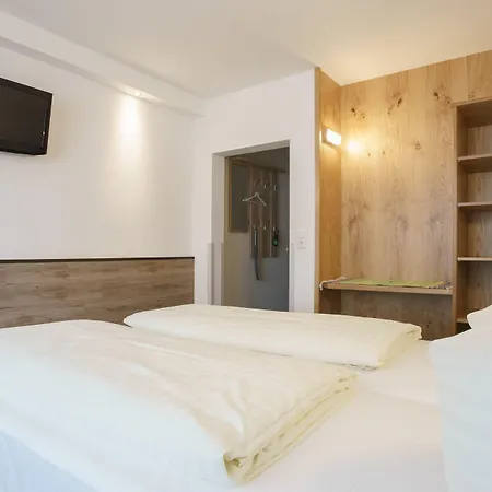 Ξενοδοχείο Drei Kreuz - Self Check In 3*