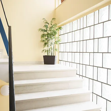 Drei Kreuz - Self Check In