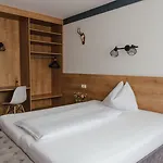 Hotel Drei Kreuz - Self Check In
