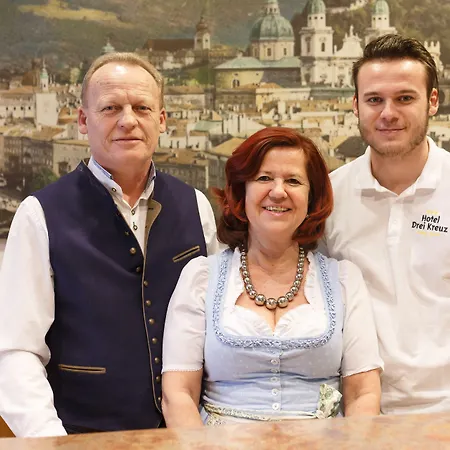Drei Kreuz - Self Check In ホテル 3*