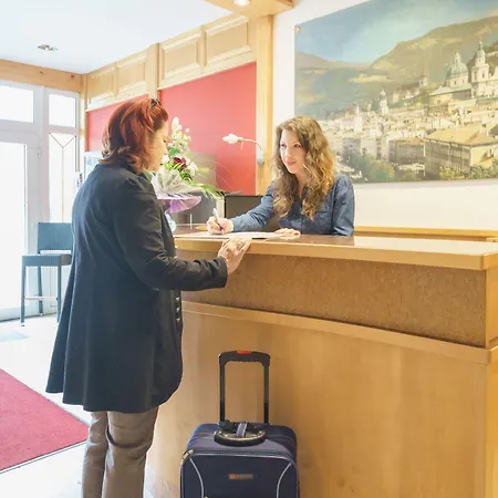 ホテル Drei Kreuz - Self Check In