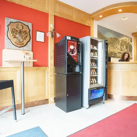 Drei Kreuz - Self Check In ザルツブルク