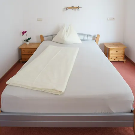 Drei Kreuz - Self Check In 3*