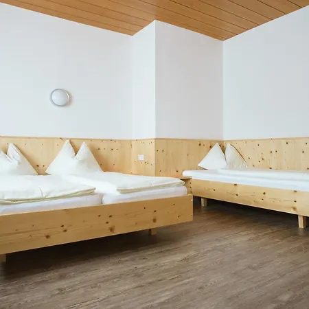 Drei Kreuz - Self Check In