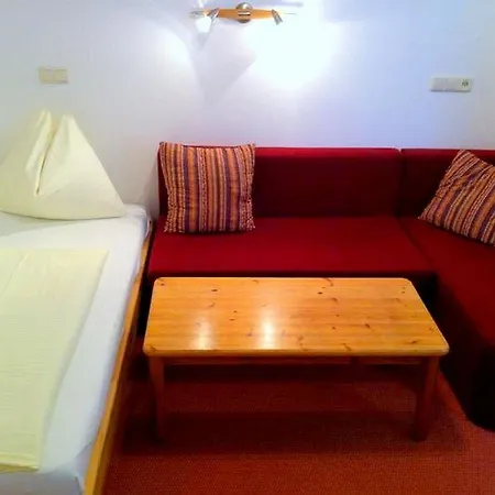 Drei Kreuz - Self Check In 3*