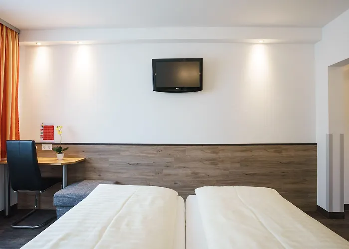 Drei Kreuz - Self Check In Salzburg