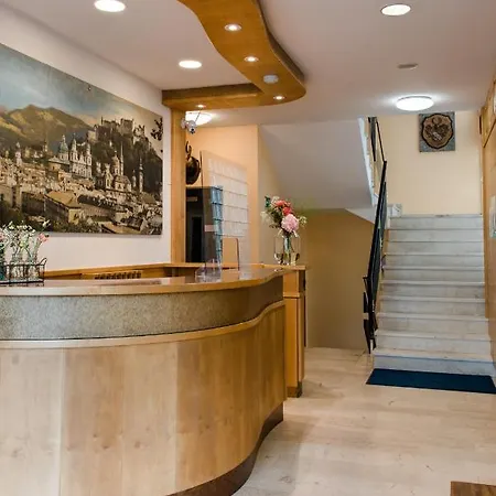 Hotel Drei Kreuz 3*